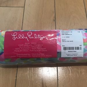 Brand New Lilly Pulitzer “Catch the Wave” Umbrella